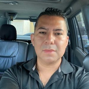 Meet your Posher, Javier